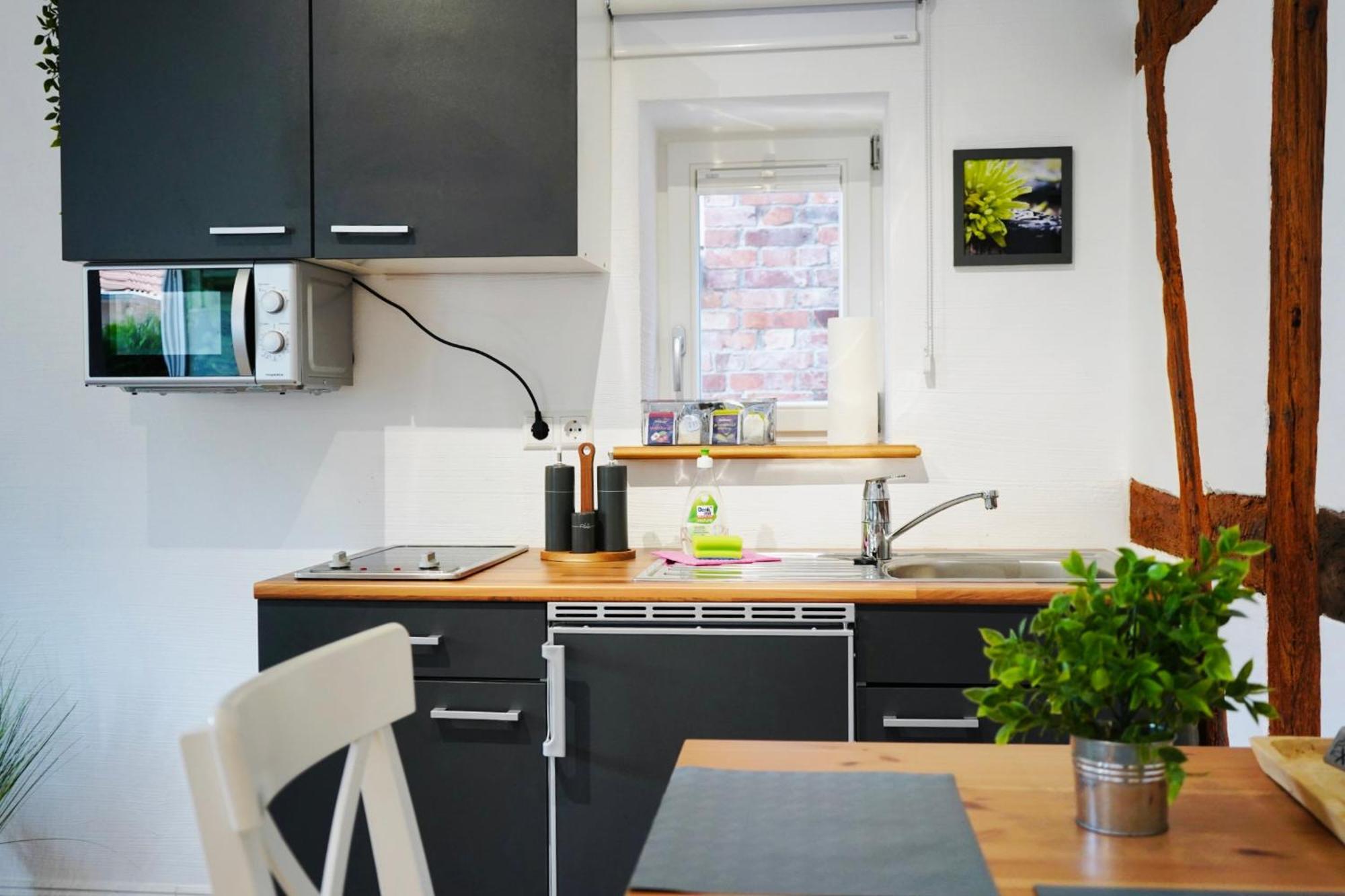 Altstadt Apartment II - Terrasse- Waschmaschine- Parkplatz Волфсбург Екстериор снимка